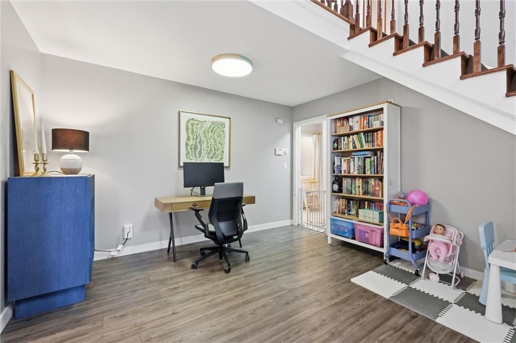5638 Maple Street — photo 8