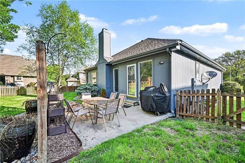 823 NE 102nd Street — photo 32