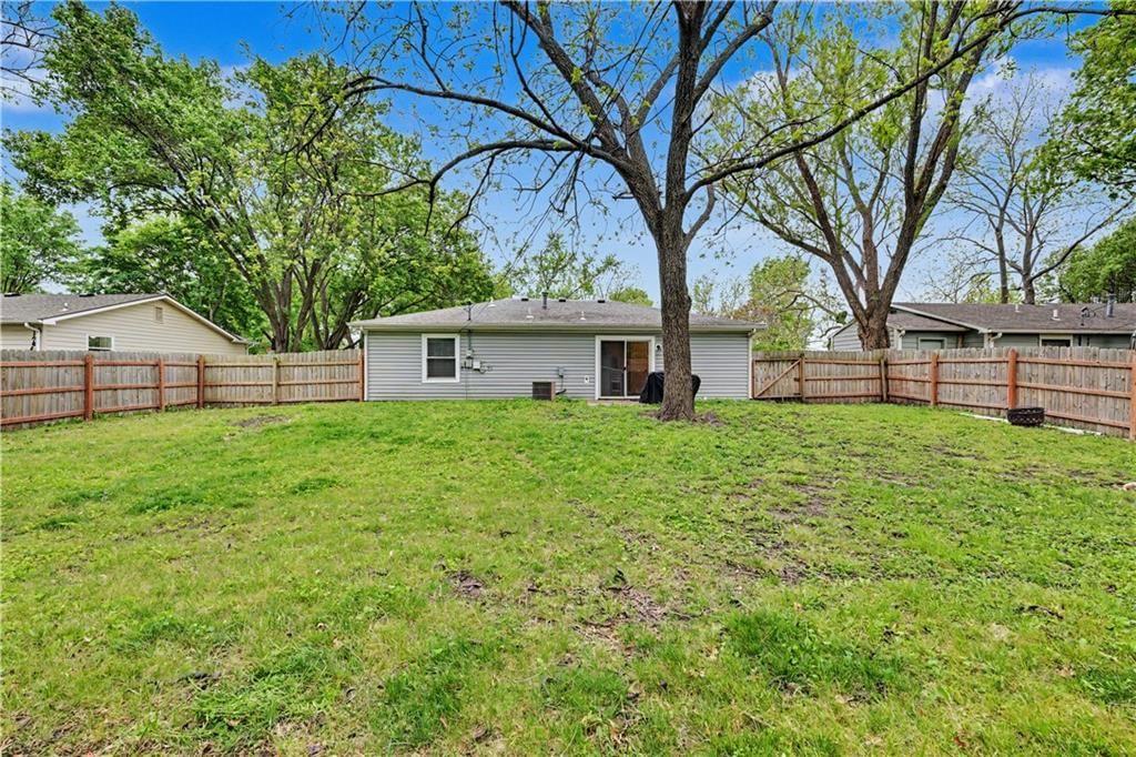 3804 Shadybrook Lane — photo 24