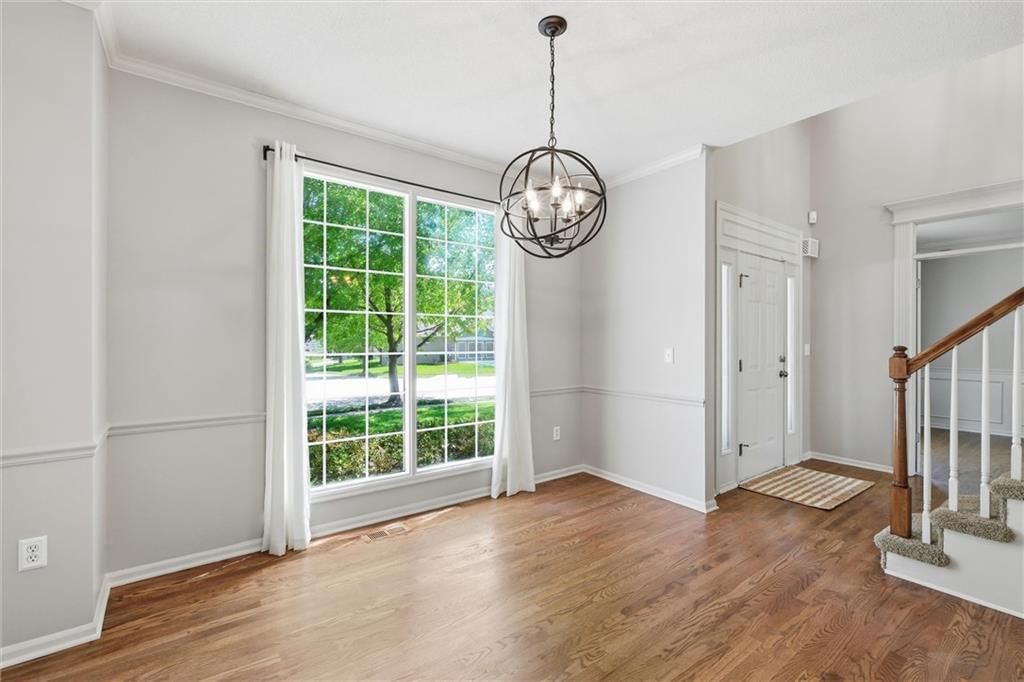 8016 N Chatham Avenue — photo 16