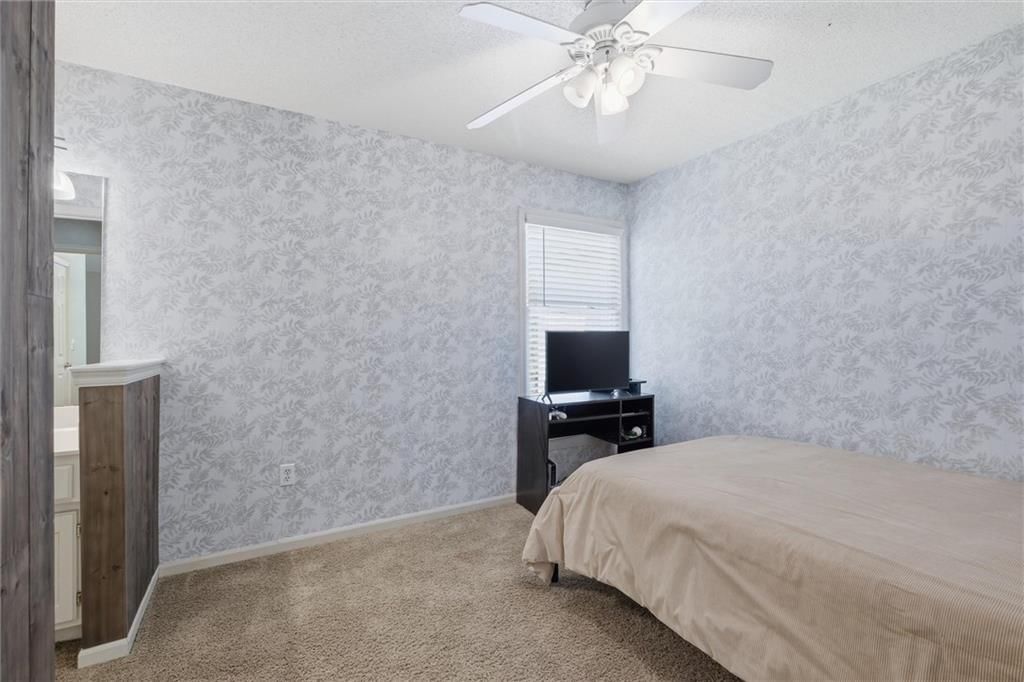 8016 N Chatham Avenue — photo 28