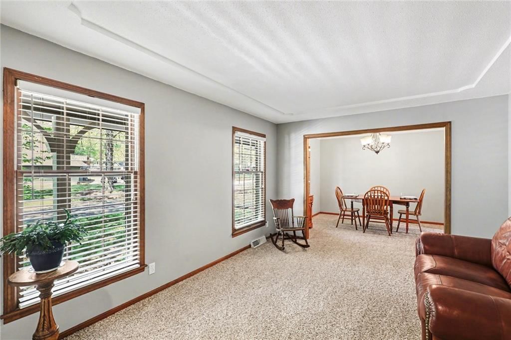 12931 Smalley Avenue — photo 11