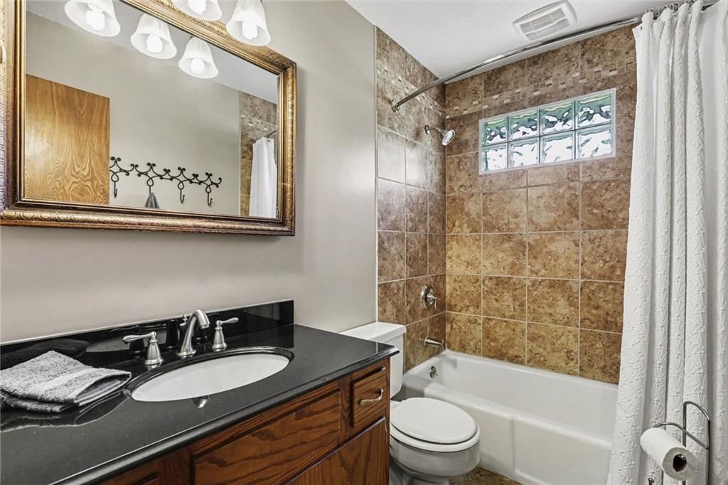 12931 Smalley Avenue — photo 22
