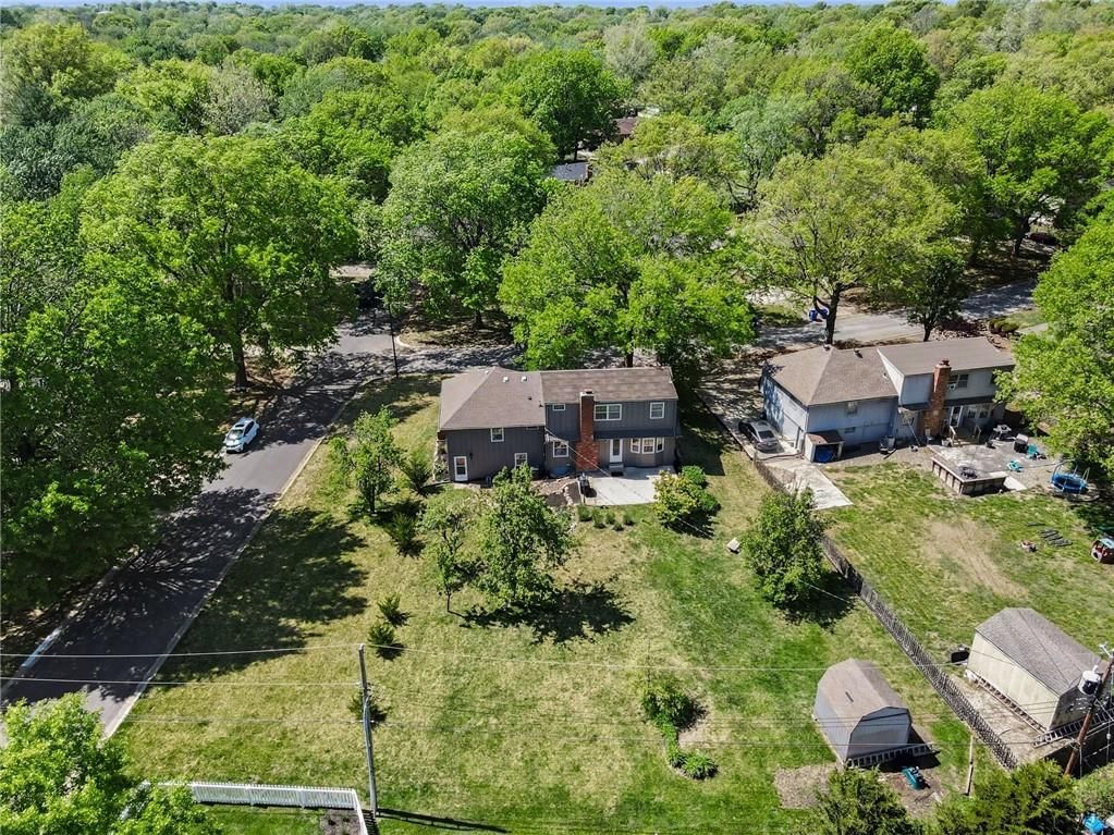 12931 Smalley Avenue — photo 31
