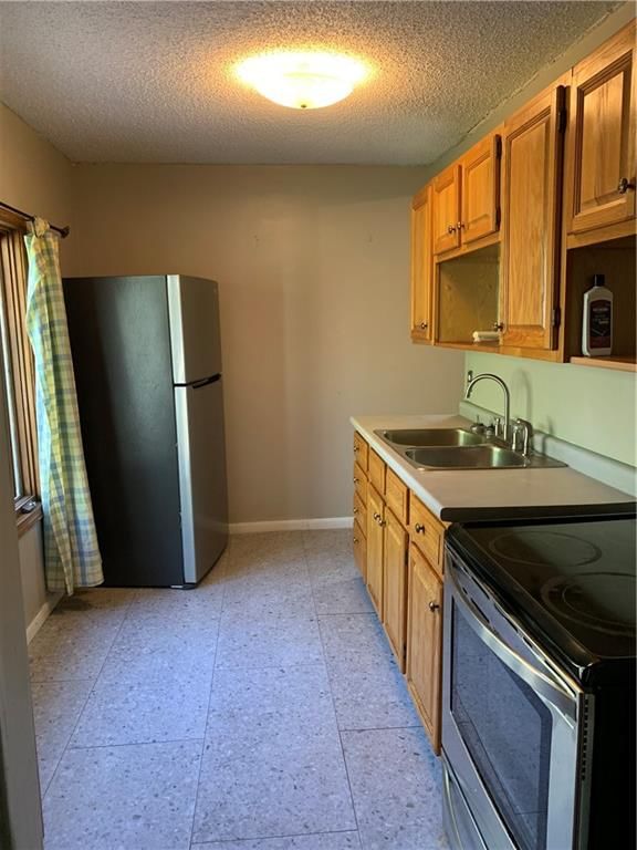 8404 Greenwood Road — photo 8