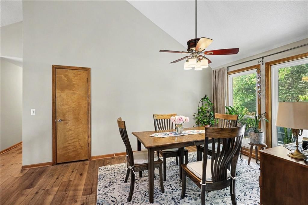 1445 W Prairie Court — photo 9