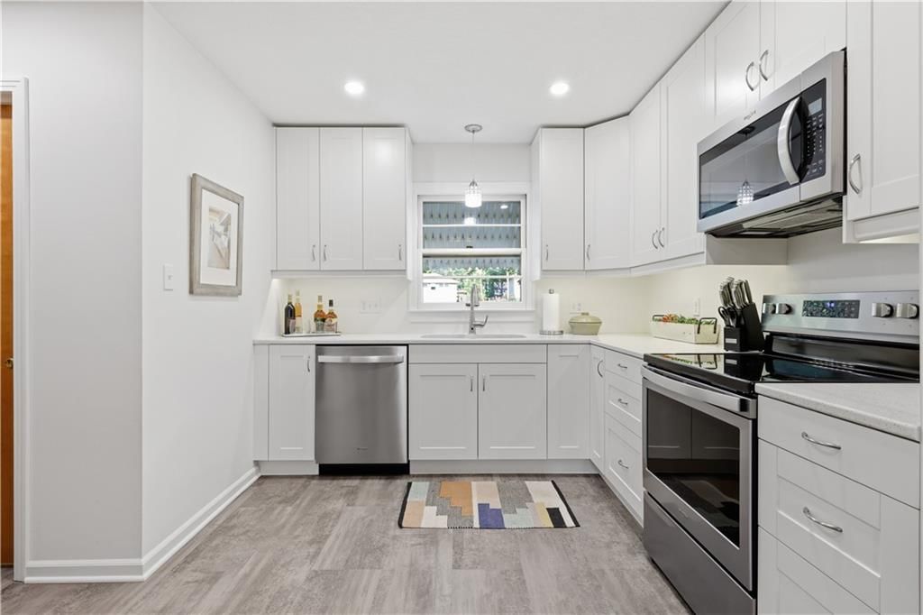 5302 Flint Street — photo 13