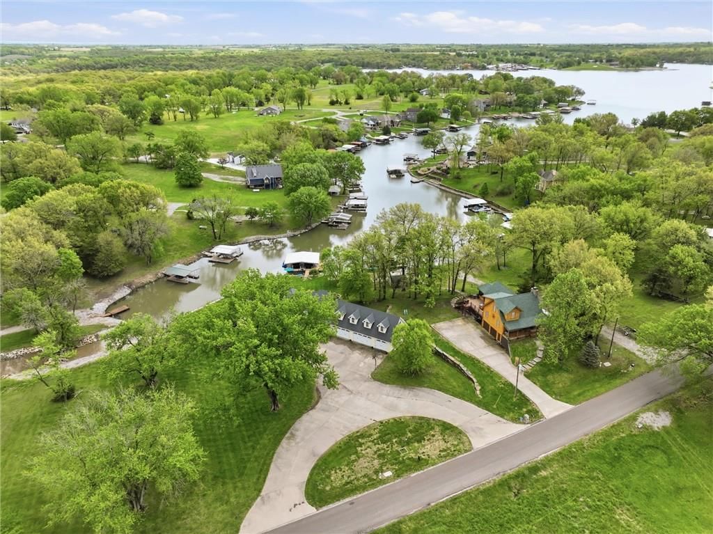 1850 Lake Viking Terrace — photo 45