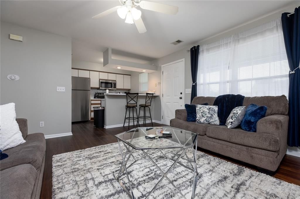 6834 N Olive Street — photo 4