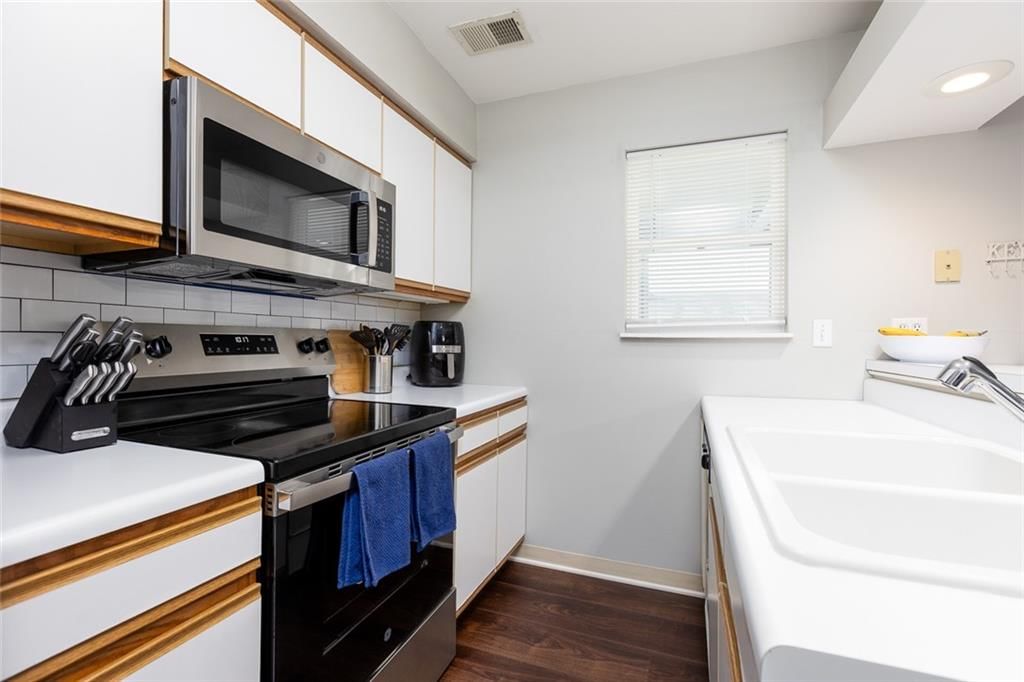 6834 N Olive Street — photo 6