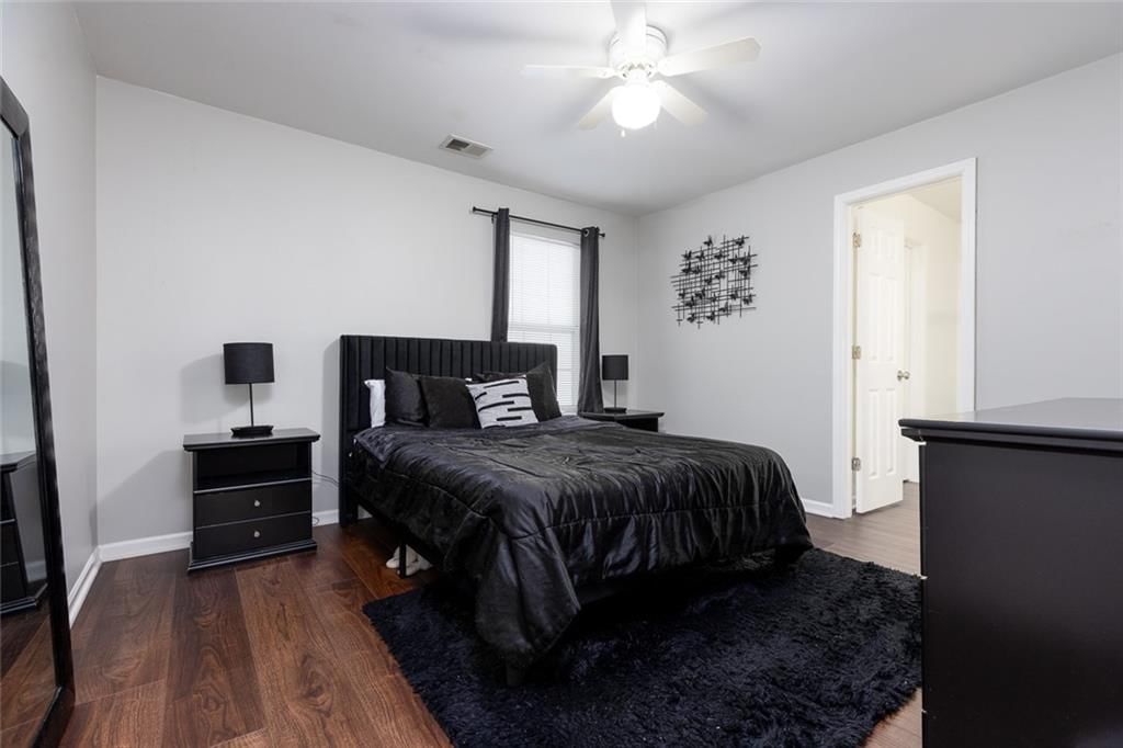 6834 N Olive Street — photo 8
