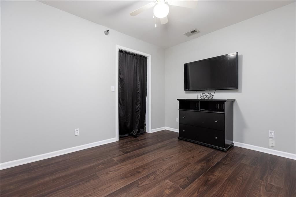 6834 N Olive Street — photo 14