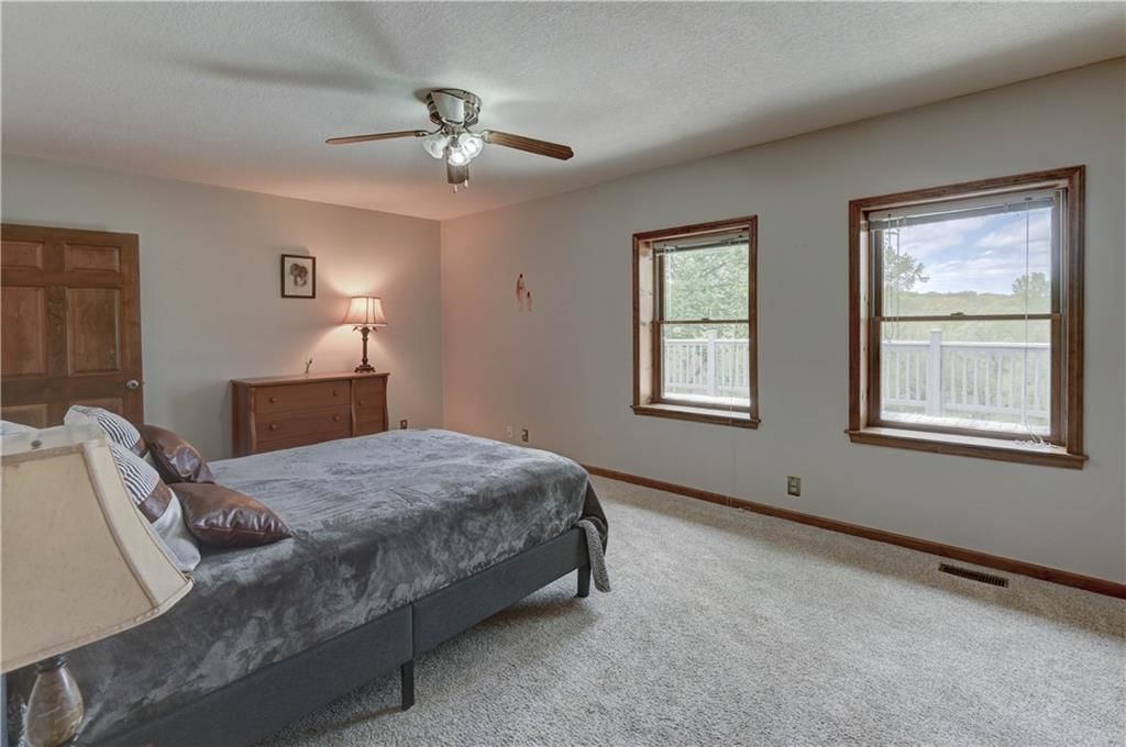 10306 SW STATE ROUTE JJ Highway — photo 18