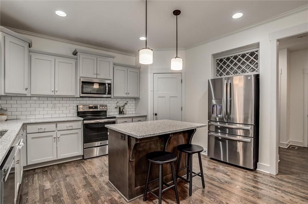 7370 N Lamar Avenue — photo 4