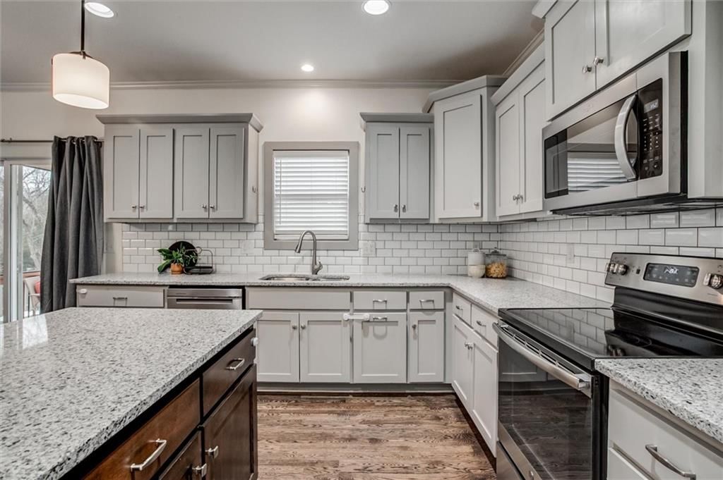 7370 N Lamar Avenue — photo 5