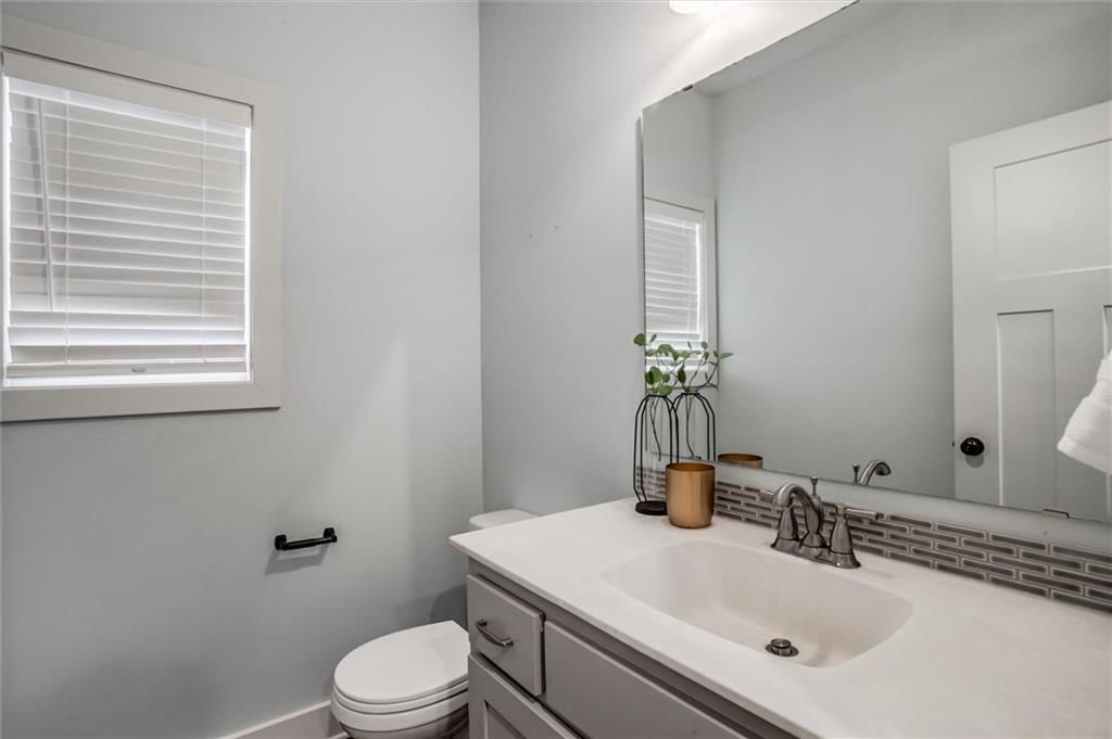 7370 N Lamar Avenue — photo 29