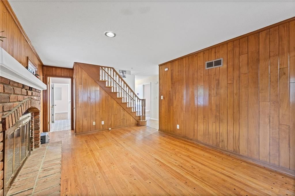 1610 NE 68th Street — photo 14