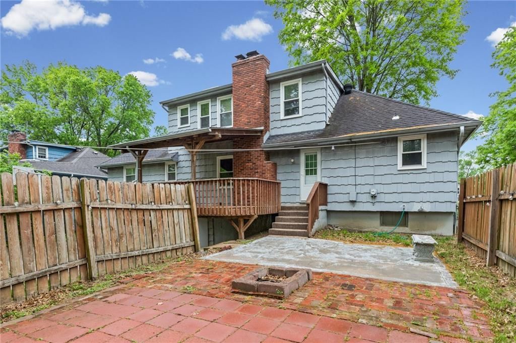 1610 NE 68th Street — photo 34