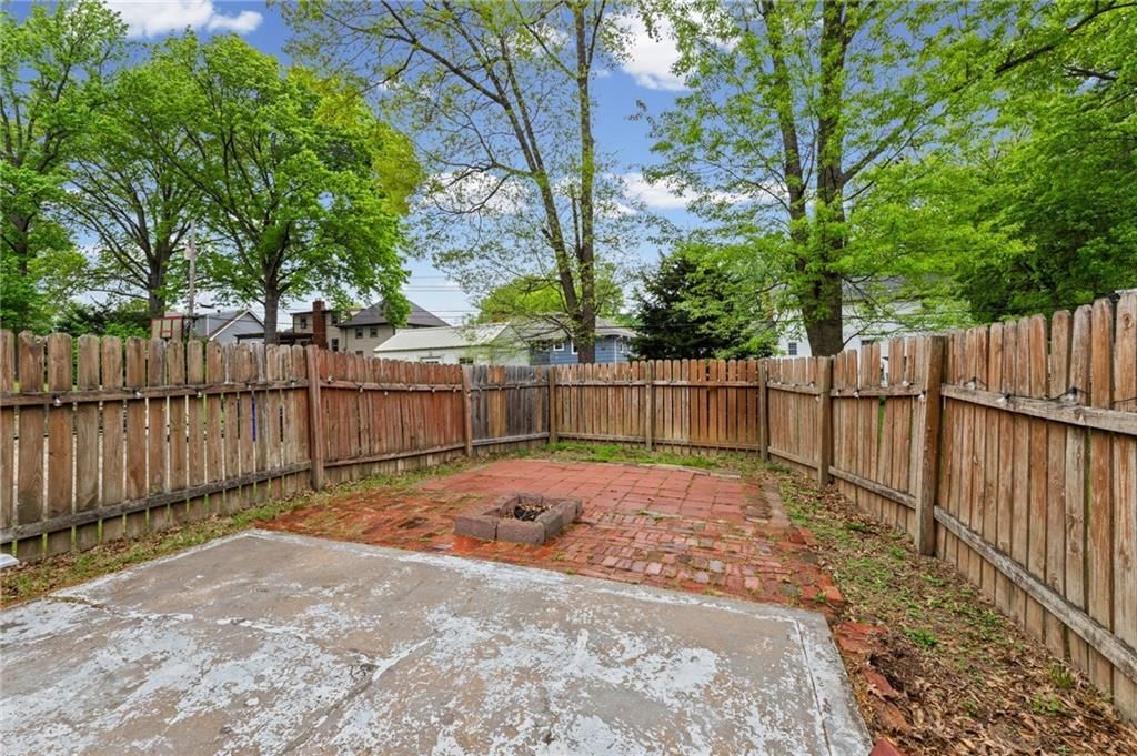 1610 NE 68th Street — photo 35