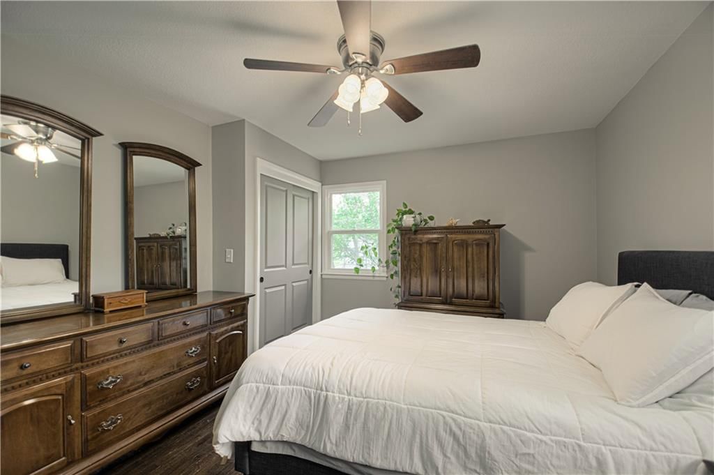 10719 Mersington Avenue — photo 13