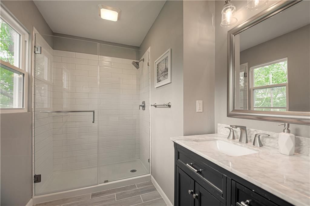 10719 Mersington Avenue — photo 15