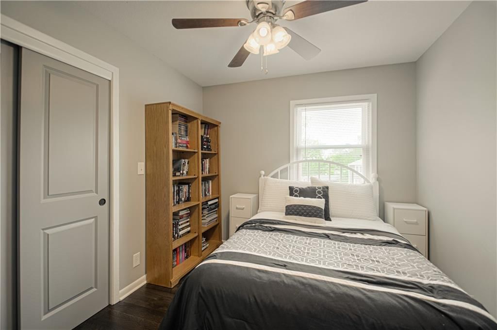 10719 Mersington Avenue — photo 16