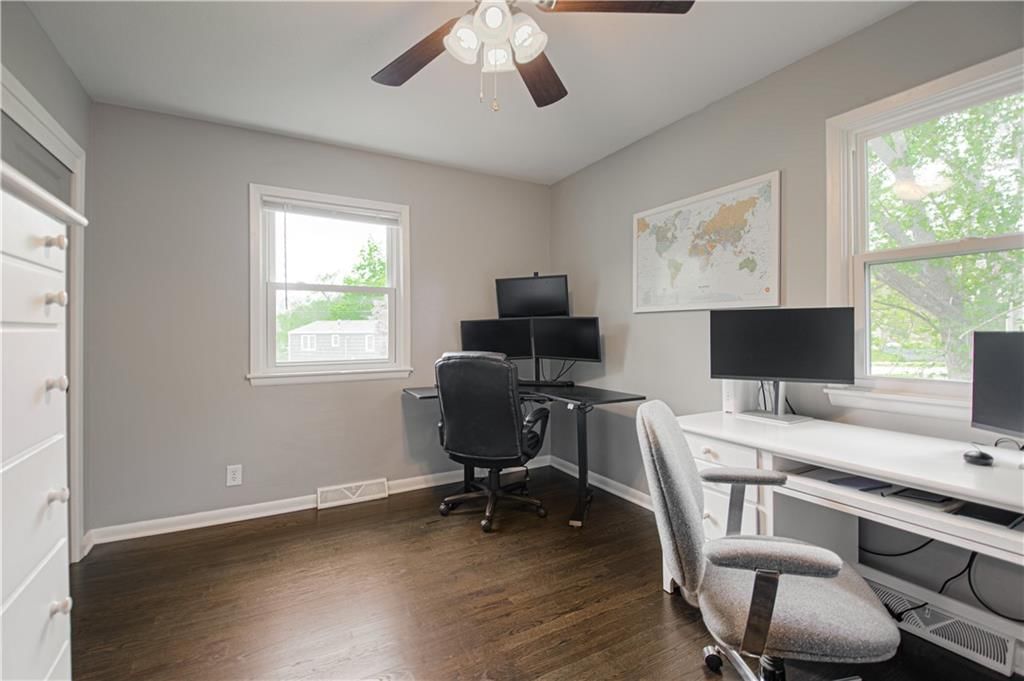 10719 Mersington Avenue — photo 17