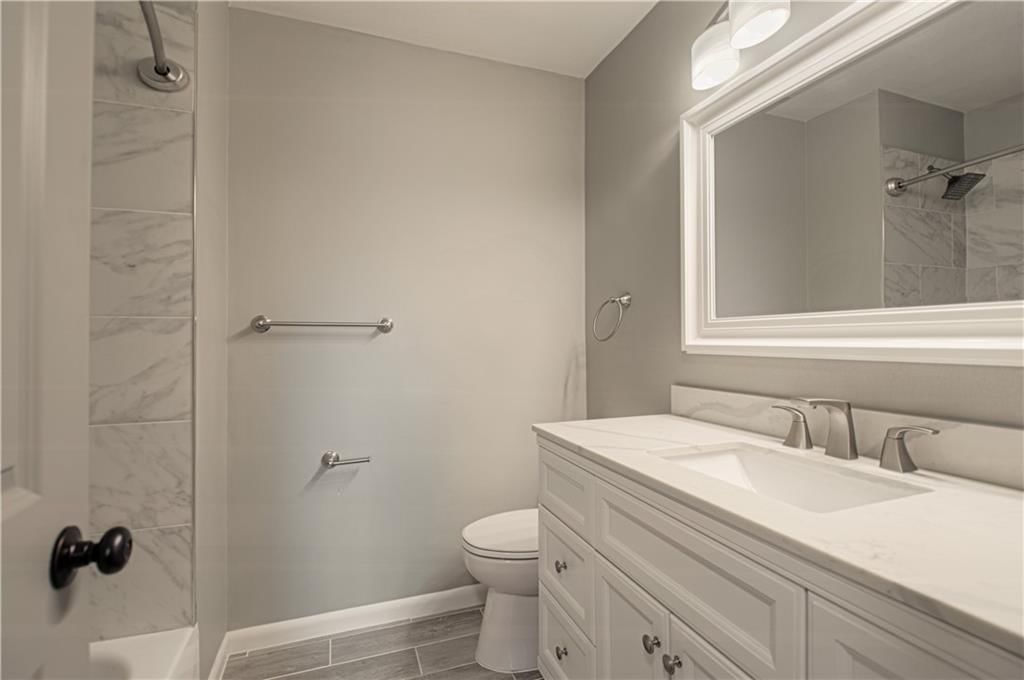 10719 Mersington Avenue — photo 20