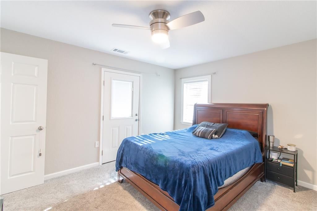 502 Mallory Court — photo 14
