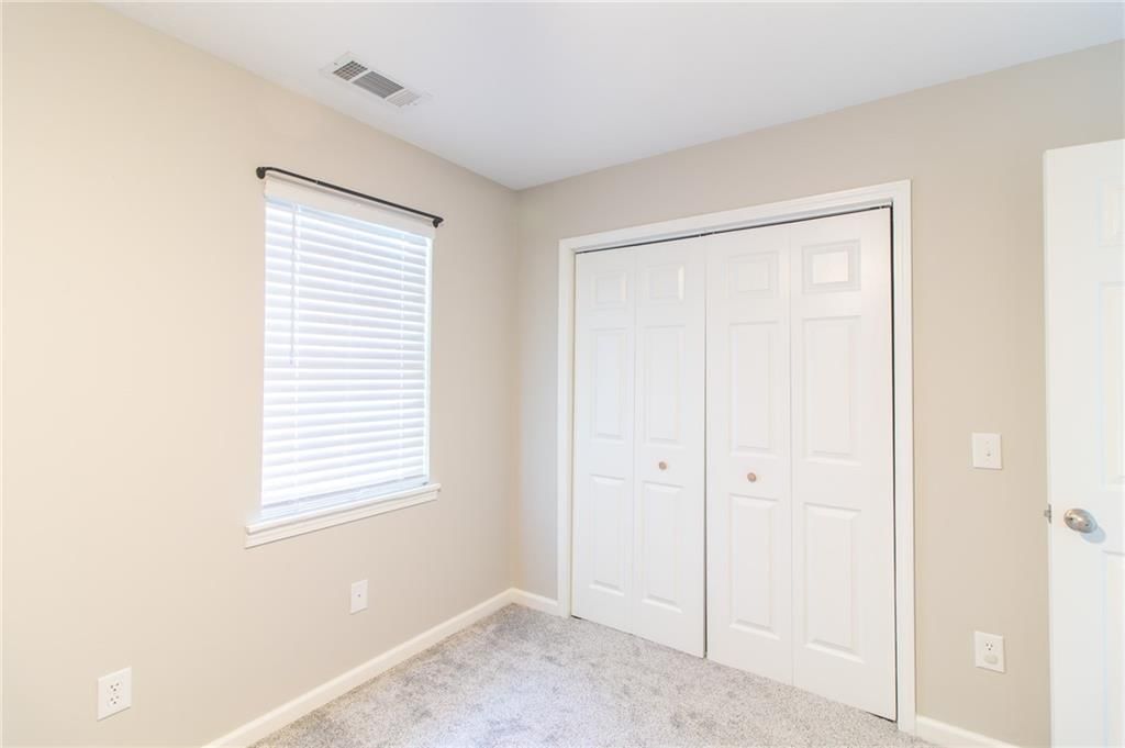 502 Mallory Court — photo 19