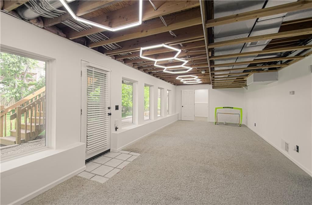 1014 NE 92nd Court — photo 33