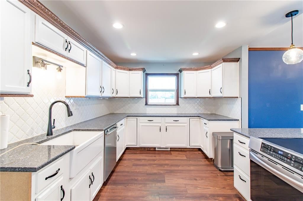 816 E Market Street — photo 4