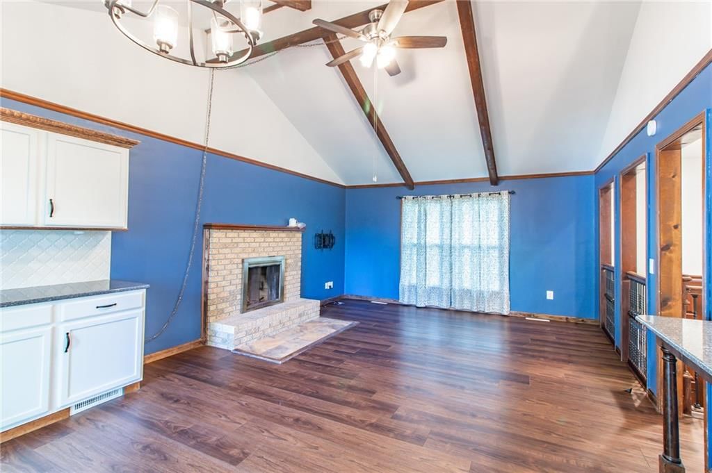 816 E Market Street — photo 6