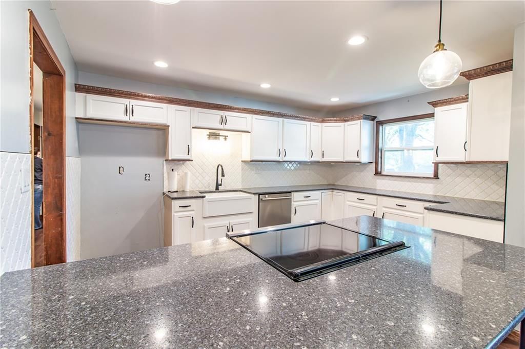 816 E Market Street — photo 7