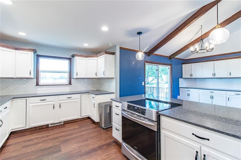 816 E Market Street — photo 10