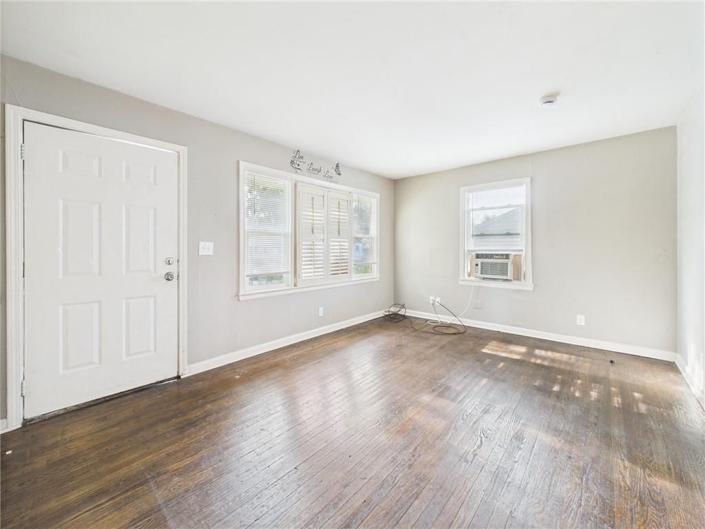 6149 Agnes Avenue — photo 2