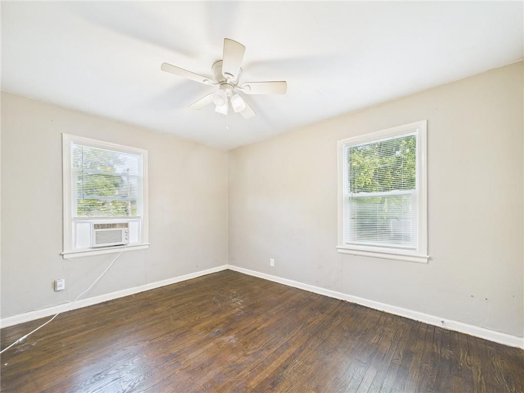6149 Agnes Avenue — photo 10
