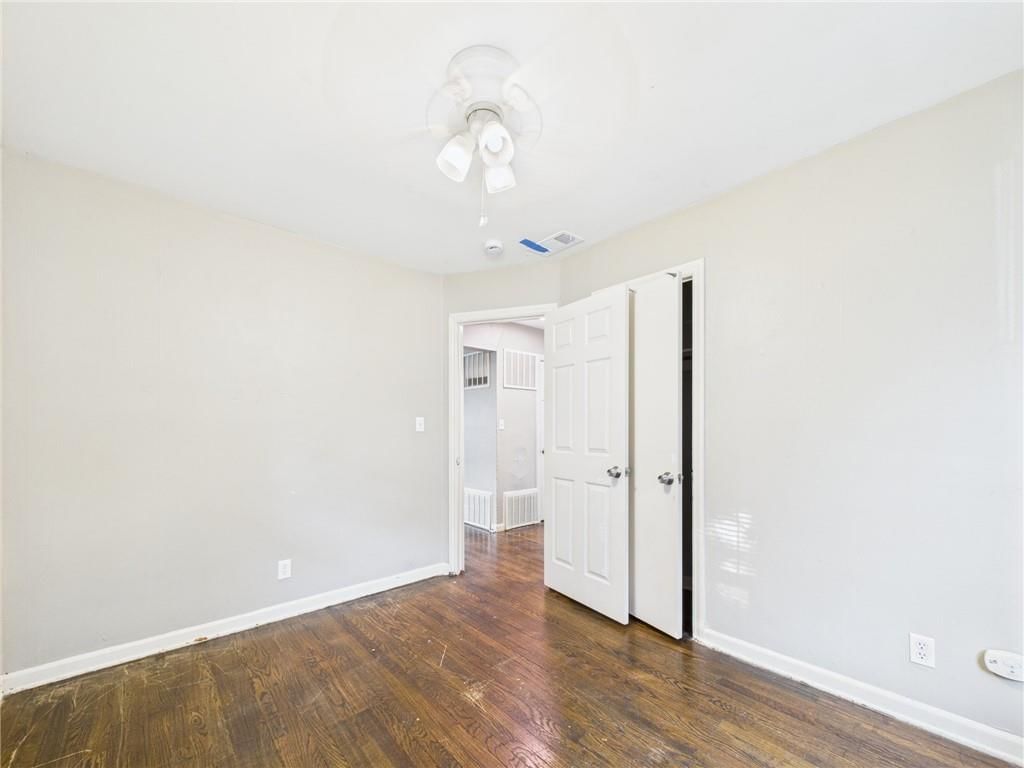 6149 Agnes Avenue — photo 13