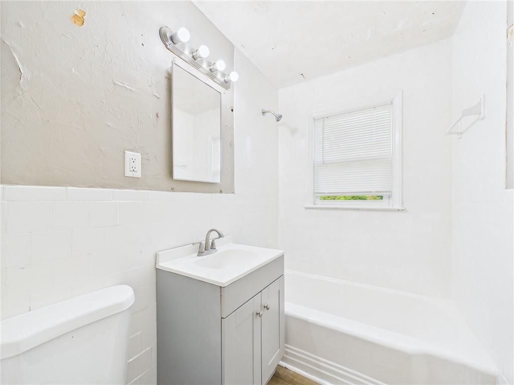 6149 Agnes Avenue — photo 14