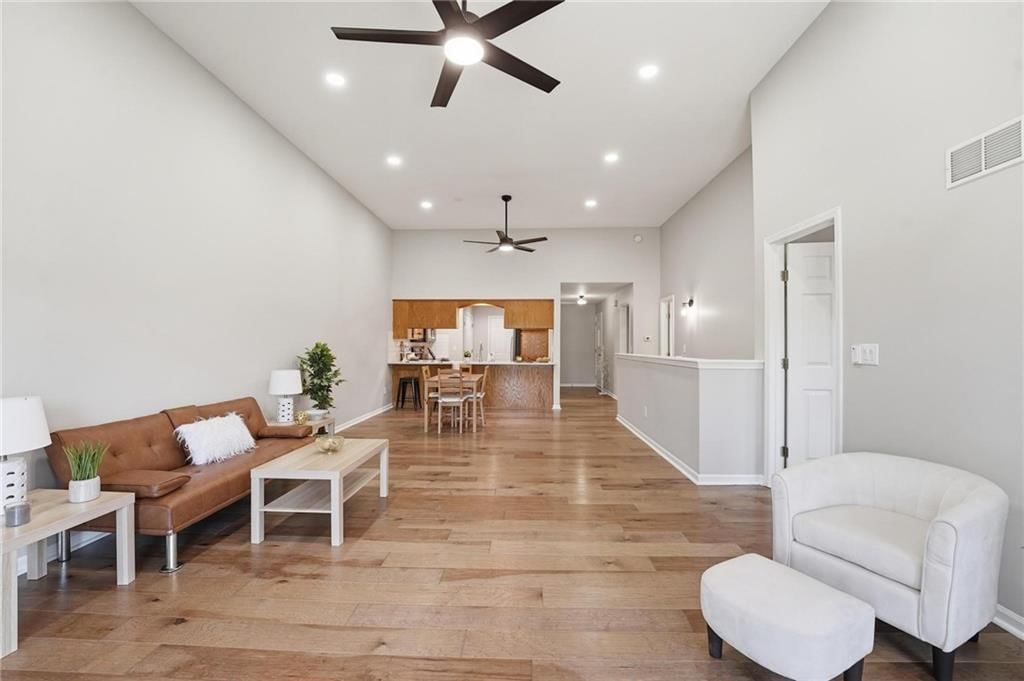 403 NE 101st Street — photo 12