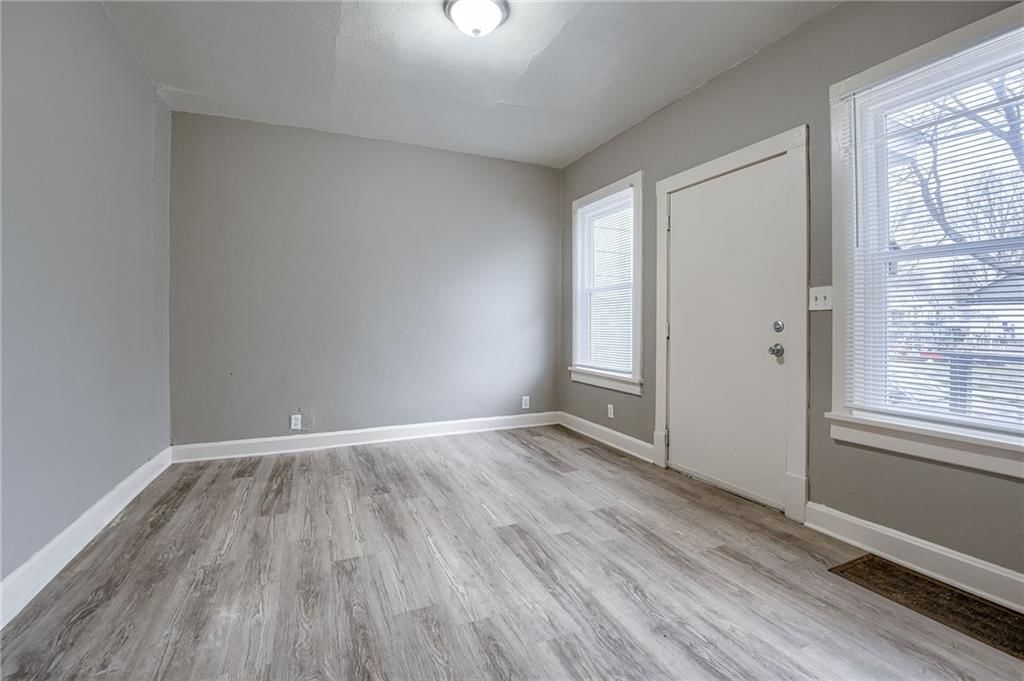 301 Lawndale Avenue — photo 8
