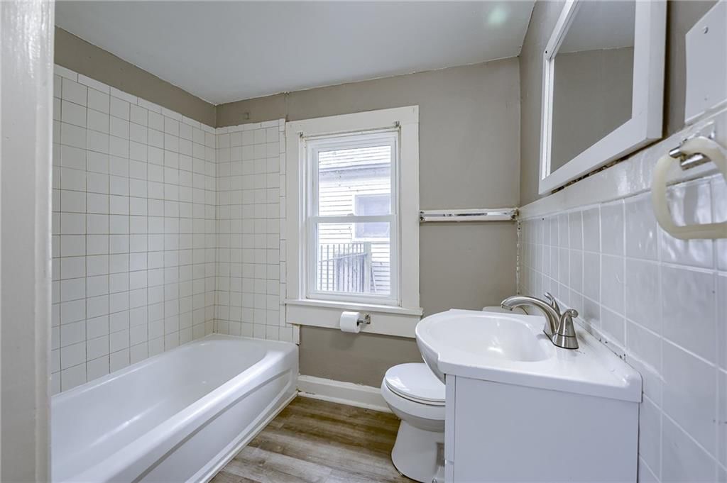 301 Lawndale Avenue — photo 14
