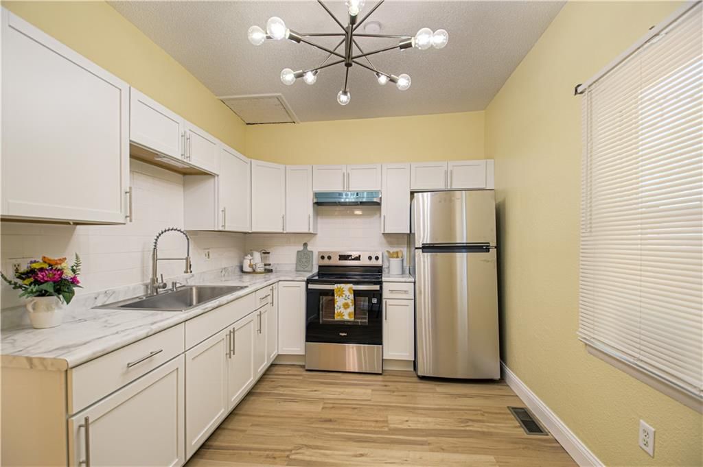 115 Brooklyn Avenue — photo 10