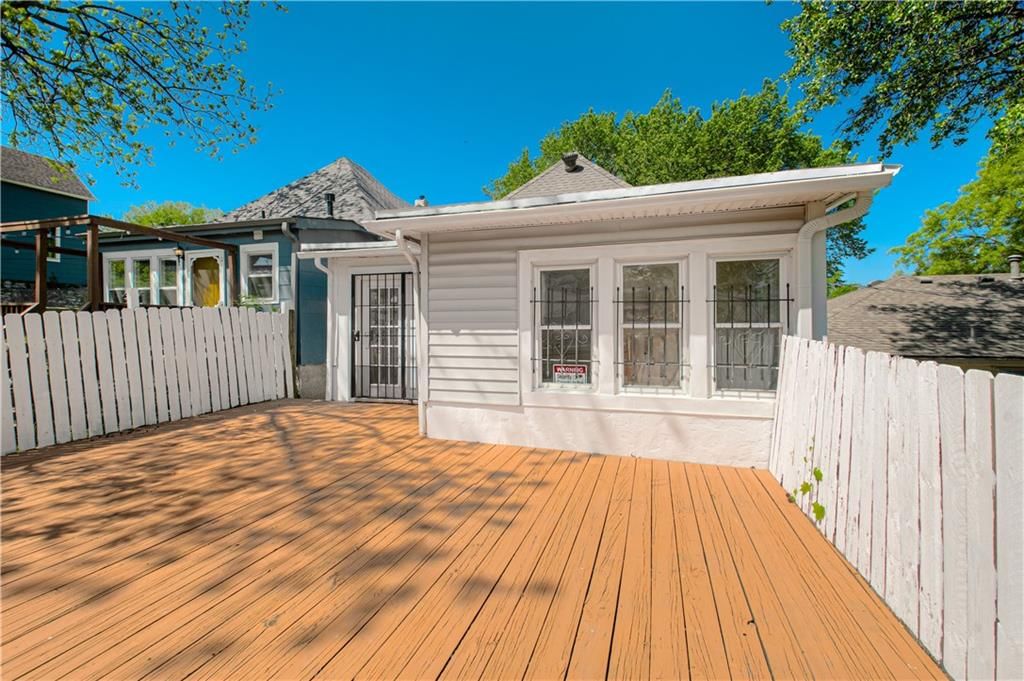 115 Brooklyn Avenue — photo 23