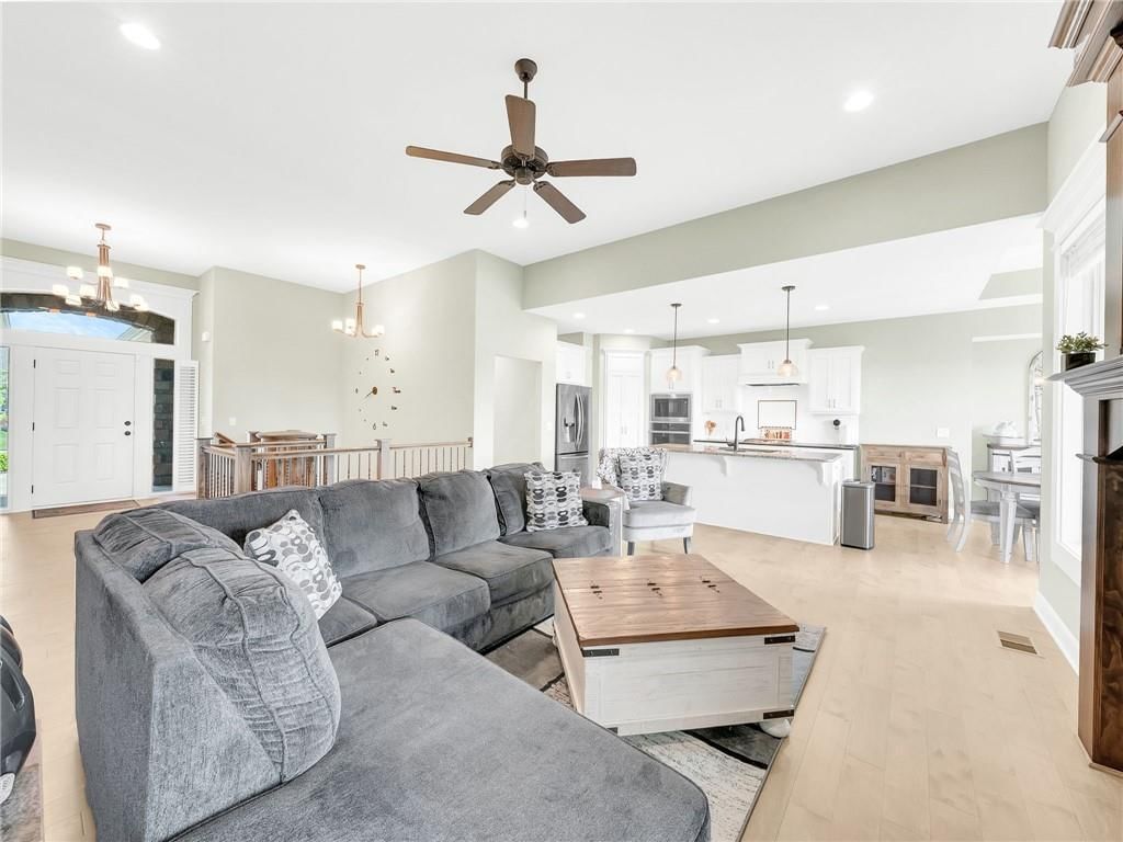 4916 Tallgrass Street — photo 5