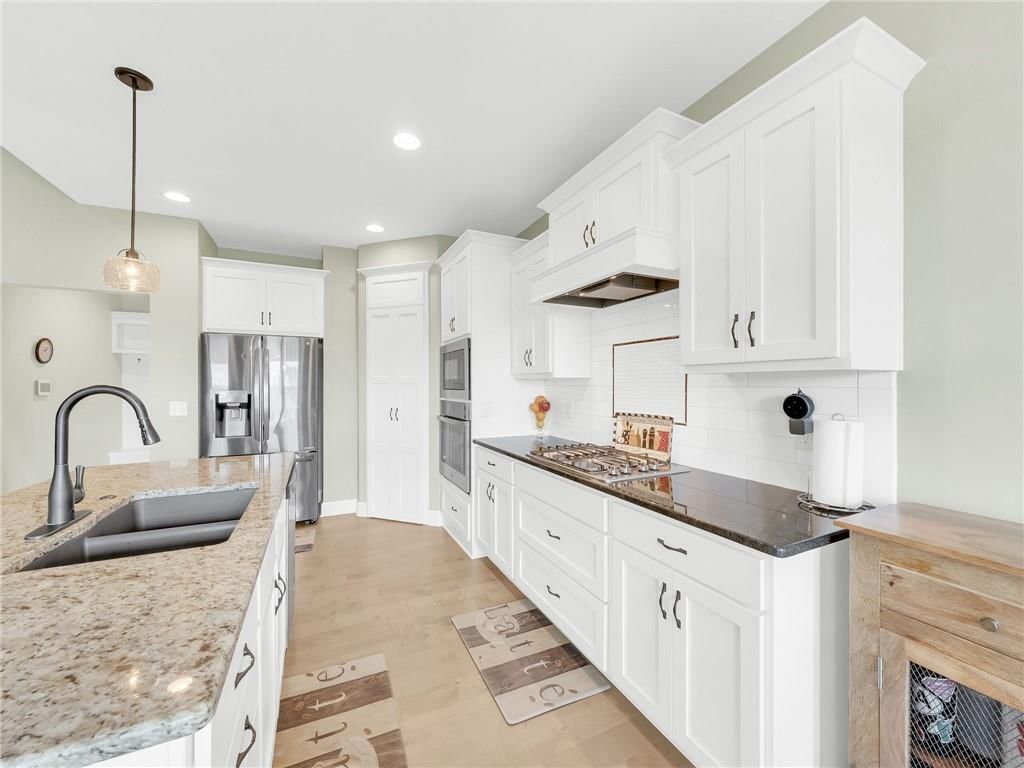 4916 Tallgrass Street — photo 8