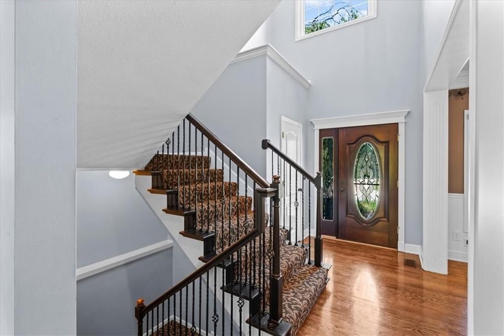 2408 SW REGENCY Drive — photo 8