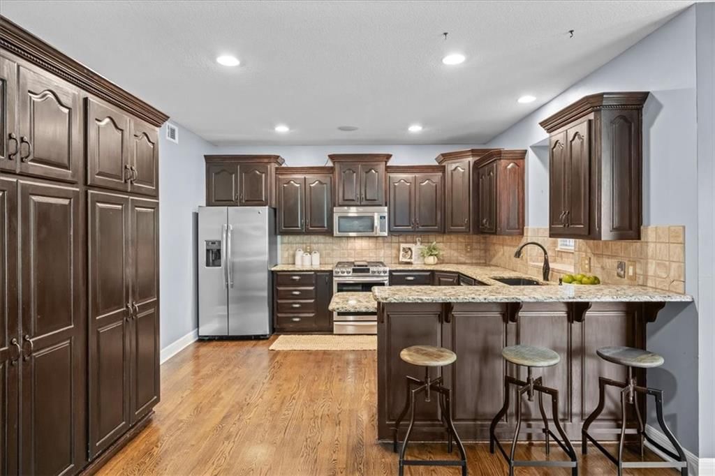 2408 SW REGENCY Drive — photo 17
