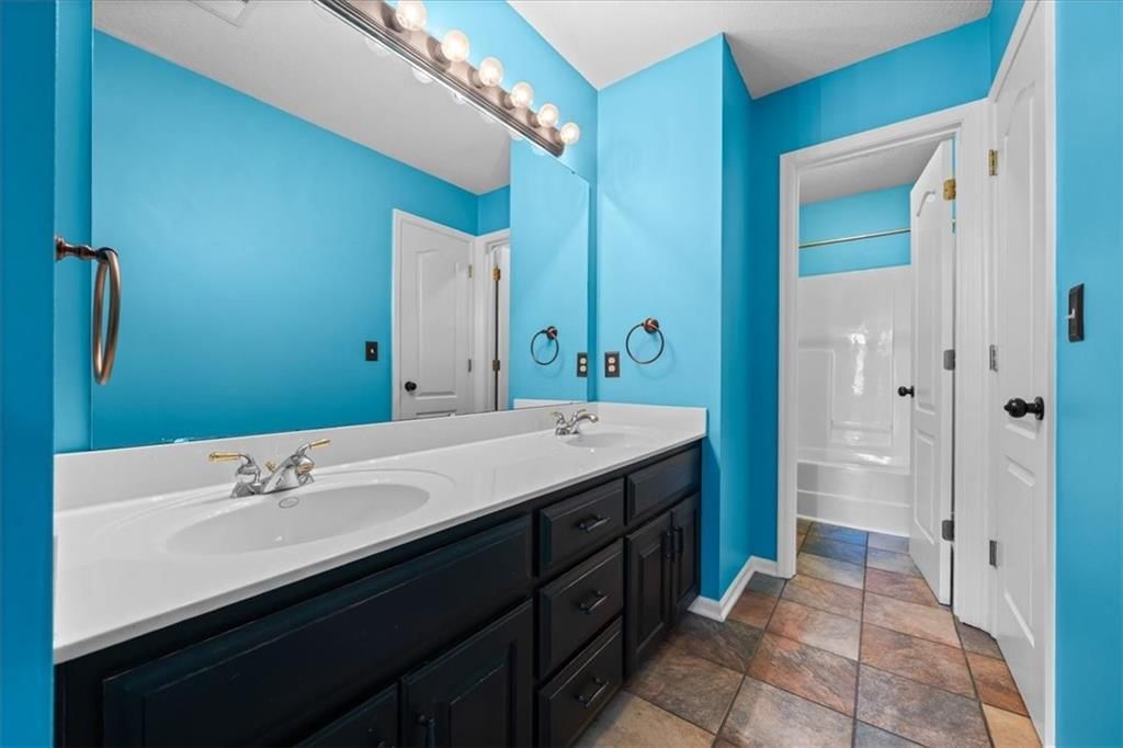 2408 SW REGENCY Drive — photo 30