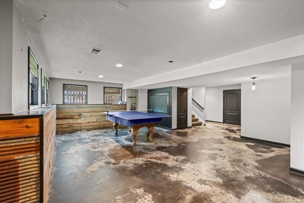 2408 SW REGENCY Drive — photo 32